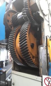 Kniehebelpresse Barnaul KB8342 B - 1600 ton (ID:75815) - Dabrox.com