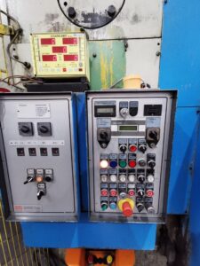 Kniehebelpresse Barnaul KB8342 B - 1600 ton (ID:75815) - Dabrox.com