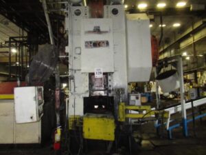 Schmiedepresse Manzoni - 1300 ton