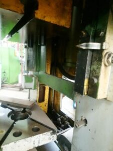 Abgratpresse KarpatPressMash KG9534 - 250 ton (ID:75565) - Dabrox.com