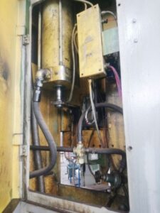 Abgratpresse KarpatPressMash KG9534 - 250 ton (ID:75565) - Dabrox.com