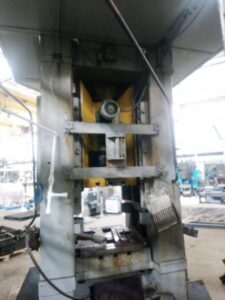 Abgratpresse KarpatPressMash KG9534 - 250 ton (ID:75565) - Dabrox.com