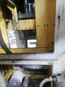 Abgratpresse KarpatPressMash KG9534 - 250 ton (ID:75565) - Dabrox.com