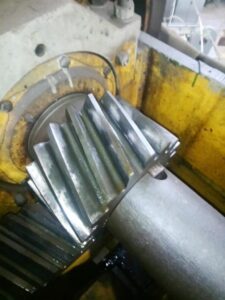 Abgratpresse KarpatPressMash KG9534 - 250 ton (ID:75565) - Dabrox.com