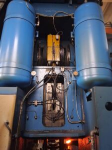 Schmiedepresse TMP Voronezh KB8040 - 1000 ton (ID:76267) - Dabrox.com