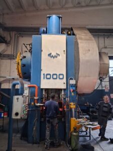 Schmiedepresse TMP Voronezh - 1000 ton