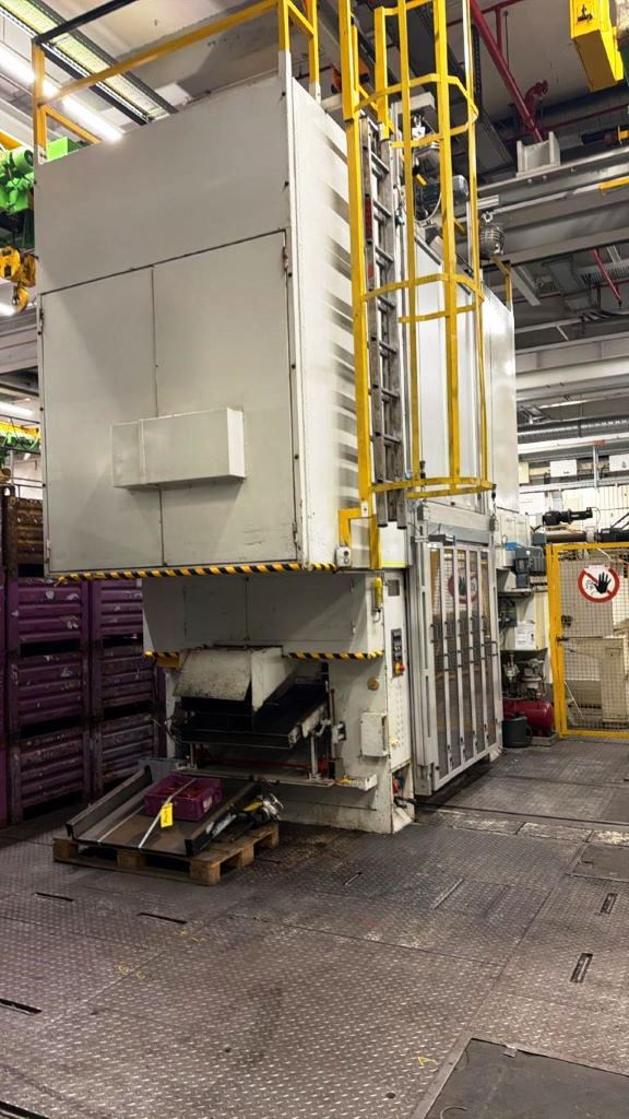 Umformpresse Muller Weingarten HU 2-250 - 250 ton
