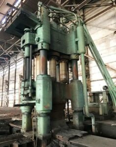 Hydraulikpresse Dnepropress - 2000 ton