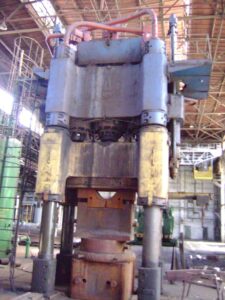 Hydraulikpresse Dnepropress PA1343 - 2000 ton (ID:75346) - Dabrox.com