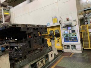 Blechumformung Presse Komatsu E4T2500 - 2500 ton (ID:75811) - Dabrox.com