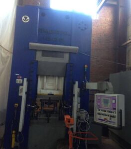 Kniehebelpresse Smeral  - 1000 ton