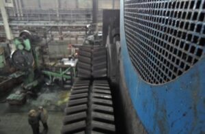 Schmiedepresse Smeral LZK 4000 S - 4000 ton (ID:S87526) - Dabrox.com