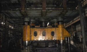 Freiform-Schmiedepresse Dnepropress P3847 - 5000 ton (ID:S79225) - Dabrox.com