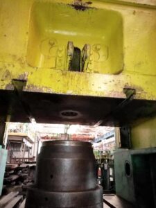 Kniehebelpresse TMP Voronezh K504.003.844 - 2500 ton (ID:75578) - Dabrox.com