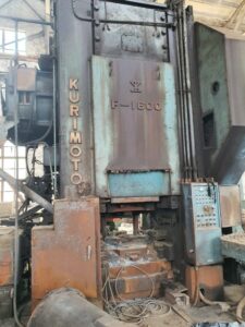 Schmiedepresse  Kurimoto  - 1600 ton