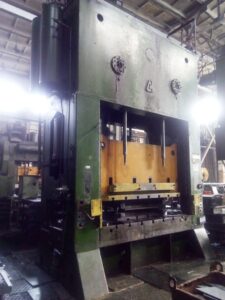 Blechumformung Presse TMP Voronezh - 500 ton