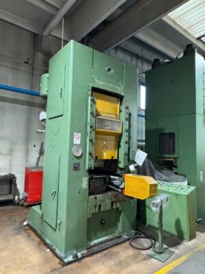 Kniehebelpresse Barnaul K8340 - 1000 ton (Foto 3)