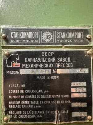 Kniehebelpresse Barnaul K8340 - 1000 ton (Foto 4)