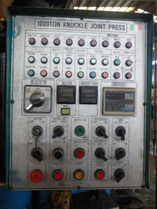 Kniehebelpresse Barnaul KB8340 - 1000 ton (ID:75896) - Dabrox.com