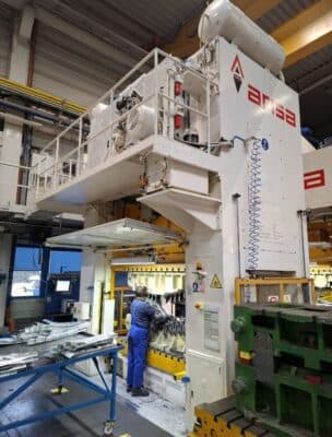 Umformpresse Arisa S2.400.260.FD - 400 ton (Foto 5)