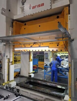 Umformpresse Arisa S2.400.260.FD - 400 ton (Foto 8)