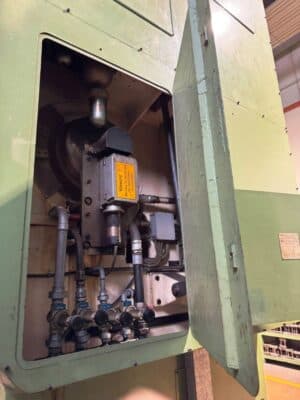 Kniehebelpresse Kieserling KKPR 2000/1000 - 2000 ton (Foto 4)