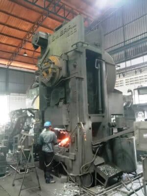 Gesemkschmiedepresse Smeral LZK 1600 P - 1600 ton (Foto 2)