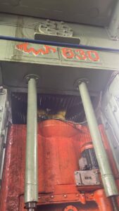 Abgratpresse TMP Voronezh K2538 - 630 ton (ID:76012) - Dabrox.com