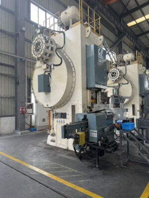 Kaltumformpresse Chin Fong KP-650 - 650 ton (Foto 6)