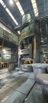 Freiformschmiedepresse JSW 2500 MT - 2500 ton (Foto 15)