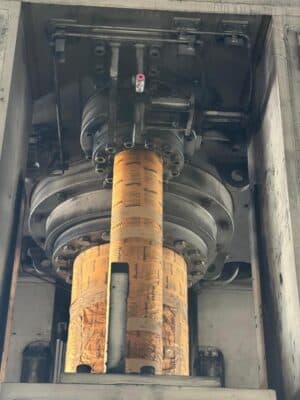 Freiformschmiedepresse Kawasaki 2000 MT - 2000 ton (Foto 9)