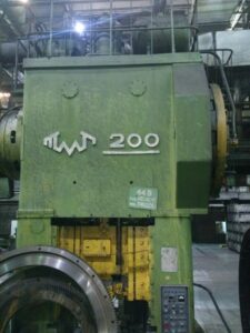 Abgratpresse TMP Voronezh - 200 ton