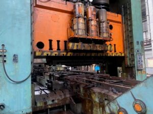 Blechumformung Presse TMP Voronezh K3044V - 2500 ton (ID:75855) - Dabrox.com