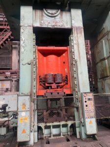 Abgratpresse TMP Voronezh - 1600 ton