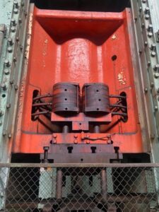 Abgratpresse TMP Voronezh K04.150.242 - 1600 ton (ID:75857) - Dabrox.com