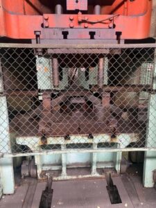 Abgratpresse TMP Voronezh K04.150.242 - 1600 ton (ID:75857) - Dabrox.com