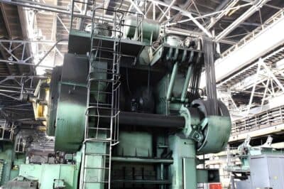 Gesemkschmiedepresse TMP Voronezh AKKD8044 - 2500 ton (Foto 6)