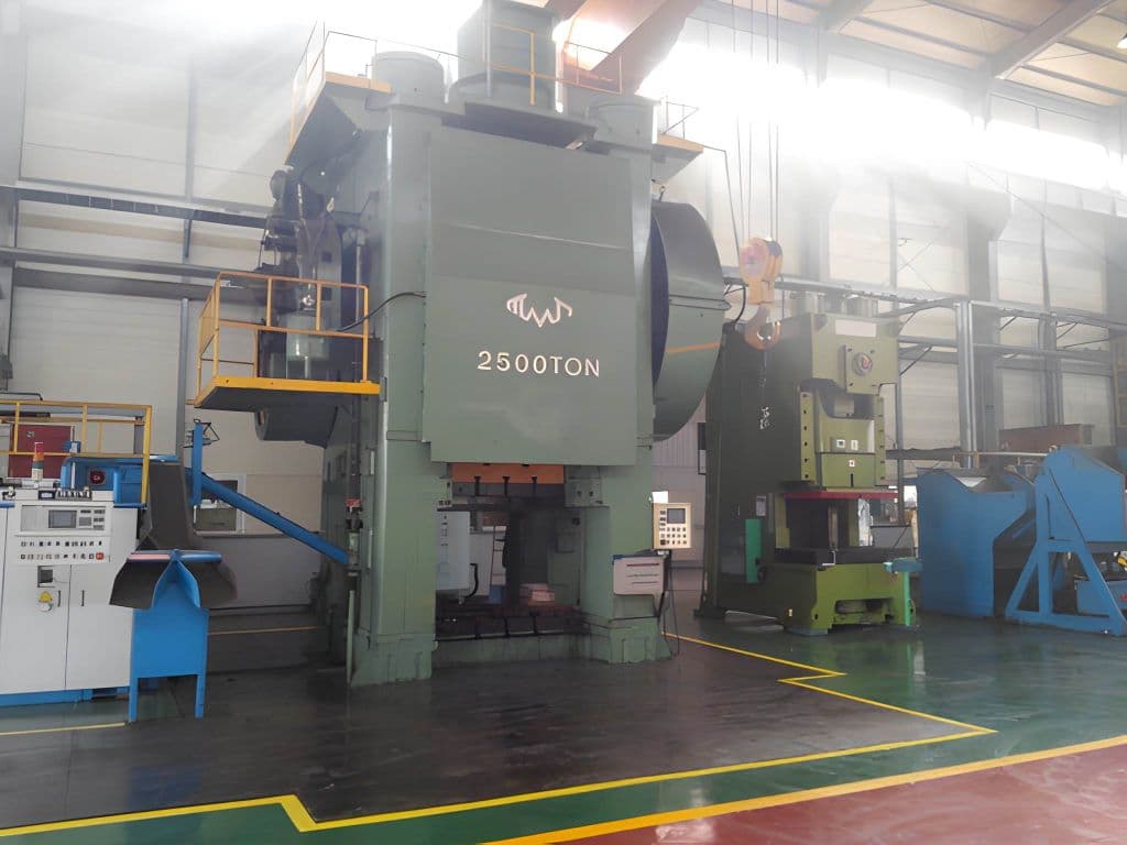 Gesemkschmiedepresse TMP Voronezh KA8044 - 2500 ton