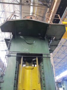 Abgratpresse TMP Voronezh K2540 - 1000 ton (ID:S80103) - Dabrox.com