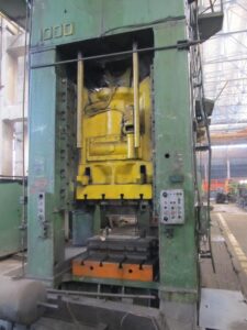 Abgratpresse TMP Voronezh K2540 - 1000 ton (ID:S80103) - Dabrox.com