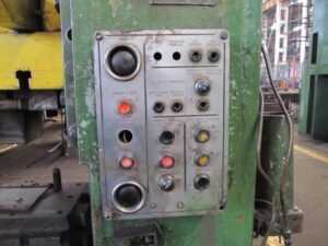 Abgratpresse TMP Voronezh K2540 - 1000 ton (ID:S80103) - Dabrox.com