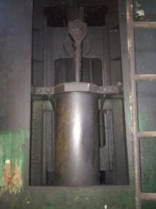 Abgratpresse TMP Voronezh KA9536 - 400 ton (ID:75851) - Dabrox.com