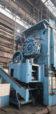 Gesemkschmiedepresse TMP Voronezh KA8044 - 2500 ton (Foto 14)