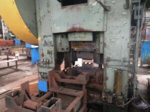 Schmiedepresse Kurimoto F-1600 - 1600 ton (ID:S84501) - Dabrox.com