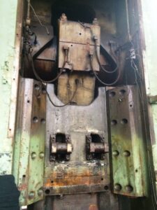 Schmiedepresse Kurimoto F-1600 - 1600 ton (ID:S84501) - Dabrox.com