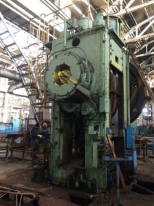 Schmiedepresse Kurimoto F-1600 - 1600 ton (ID:S84501) - Dabrox.com
