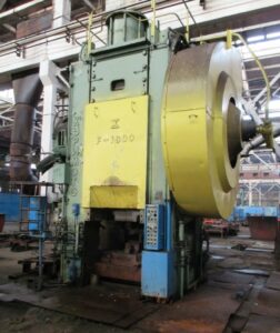 Schmiedepresse Kurimoto F-1600 - 1600 ton (ID:S84501) - Dabrox.com