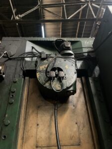Kniehebelpresse Barnaul KB8340 - 1000 ton (ID:76005) - Dabrox.com