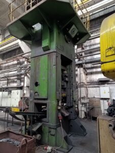 Abgratpresse TMP Voronezh KA2536 - 400 ton (ID:76207) - Dabrox.com