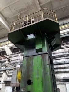 Abgratpresse TMP Voronezh KA2536 - 400 ton (ID:76207) - Dabrox.com